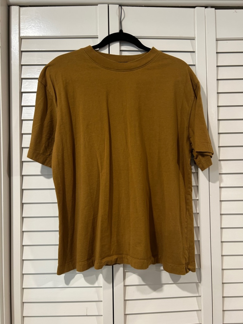 Forever 21 Women's Short Sleeve Brown/ Mustard Crew Tee Size L
